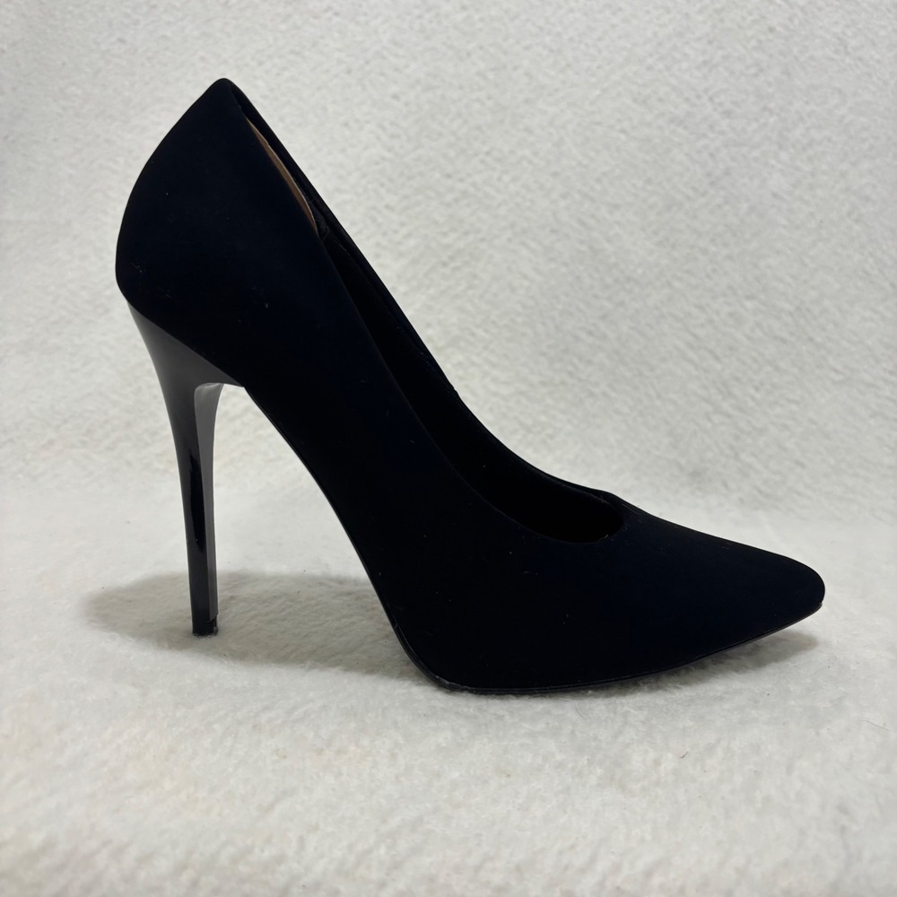 Riot Red Black Faux Suede Pointed-Toe Stiletto Pumps Heels | Women's Size 5½